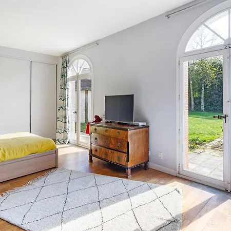 Family House With Garden 4* Nantes