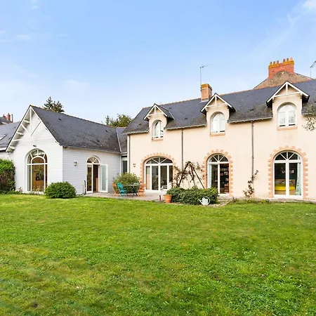 Family House With Garden 4*
