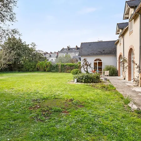 Family House With Garden 4* Nantes